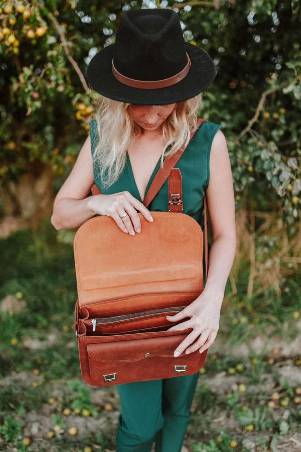 Torebka skórzana Casablanca Ruda — fotografia z galerii modelu